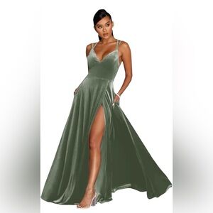 Chic Olive Maxi Dress with Slit